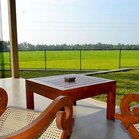 Hotel Kethaka Aga Tissamaharama Esterno foto