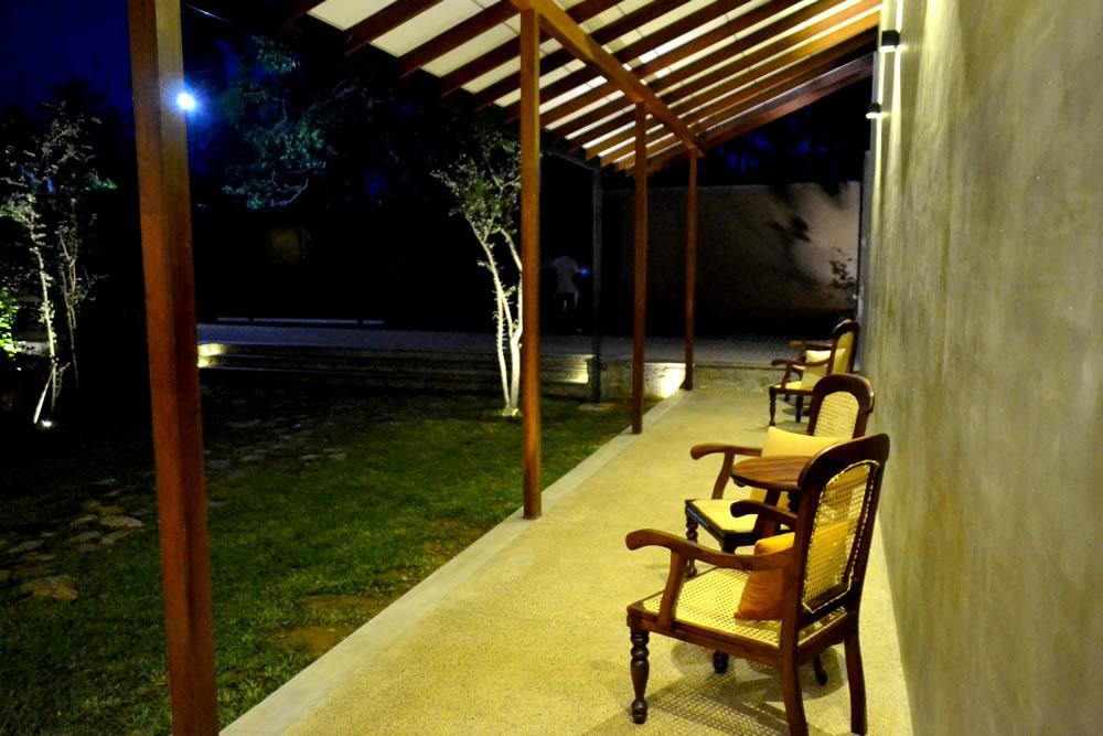 Hotel Kethaka Aga Tissamaharama Esterno foto